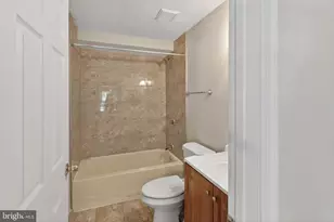 42861 Genuine Reward Ct, Ashburn, VA 20147 - Photo 13