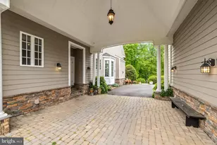 23533 Light Horse Ct, Middleburg, VA 20117 - Photo 3