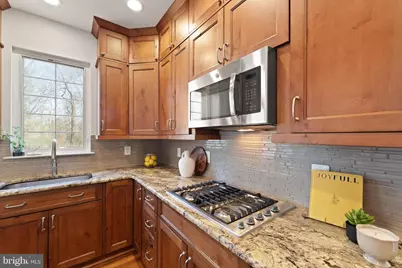 20110 Muirfield Village Court, Ashburn, VA 20147 - Photo 17