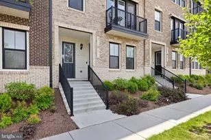 20775 Lamlash Ter, Ashburn, VA 20147 - Photo 3