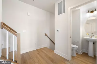 20775 Lamlash Terrace, Ashburn, VA 20147 - Photo 9