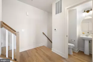 20775 Lamlash Ter, Ashburn, VA 20147 - Photo 9