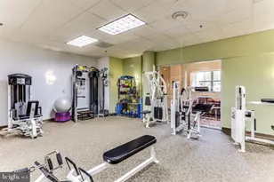 19375 Cypress Ridge Terrace, Leesburg, VA 20176 - Photo 35