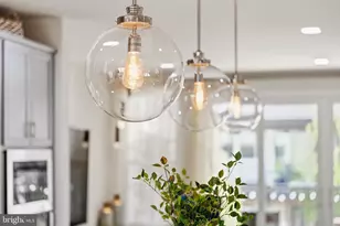 23117 Cottonwillow Sq, Brambleton, VA 20148 - Photo 15