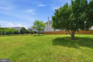 43679 Lucketts Bridge Cir, Ashburn, VA 20148 - Photo 45