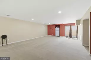 43679 Lucketts Bridge Cir, Ashburn, VA 20148 - Photo 39