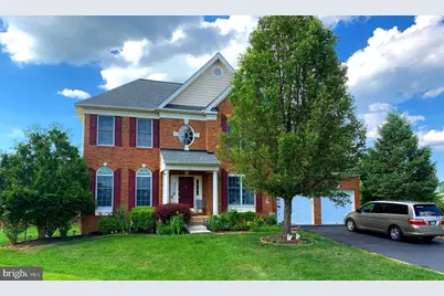 43679 Lucketts Bridge Circle, Ashburn, VA 20148 - Photo 1