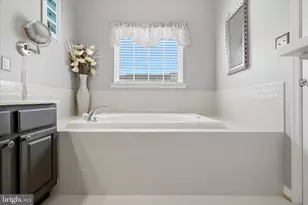 405 Leeds Ridge Ct, Purcellville, VA 20132 - Photo 29