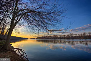 100 N Duke Dr N, Sterling, VA 20164 - Photo 39