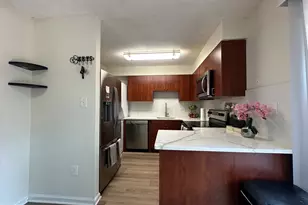 100 N Duke Dr N, Sterling, VA 20164 - Photo 19