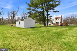 20040 Bobwhite Ln, Sterling, VA 20165 - Photo 9