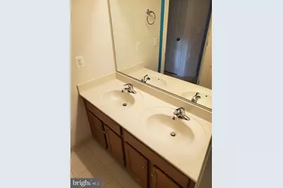 42318 Benfold Square, Brambleton, VA 20148 - Photo 25