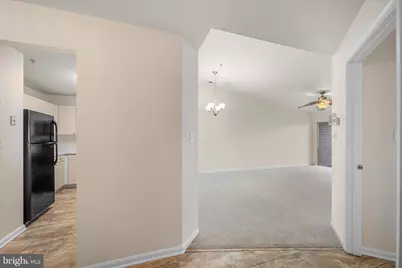 44106 Natalie Terrace #301, Ashburn, VA 20147 - Photo 5