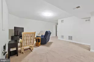 117 Connemara Dr, Sterling, VA 20164 - Photo 43