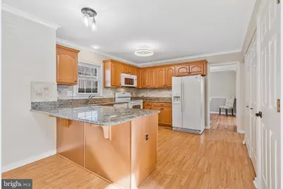 117 Connemara Drive, Sterling, VA 20164 - Photo 7