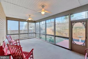 117 Connemara Dr, Sterling, VA 20164 - Photo 47