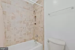 117 Connemara Dr, Sterling, VA 20164 - Photo 25