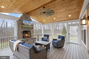 41123 Hickory Hedge Pl, Aldie, VA 20105 - Photo 3