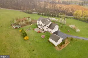 36430 Heskett Ln, Hillsboro, VA 20132 - Photo 3