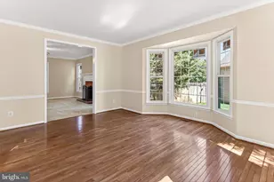 43884 Loganwood Ct, Ashburn, VA 20147 - Photo 3