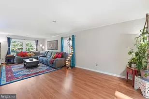 100 S Lincoln Ave, Sterling, VA 20164 - Photo 9