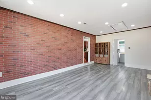 100 S Lincoln Ave, Sterling, VA 20164 - Photo 17