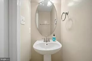 22019 Box Car Square, Sterling, VA 20166 - Photo 27