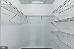 100 Westwick Ct, Sterling, VA 20165 - Photo 17