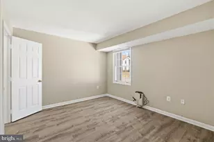 100 Westwick Ct, Sterling, VA 20165 - Photo 15