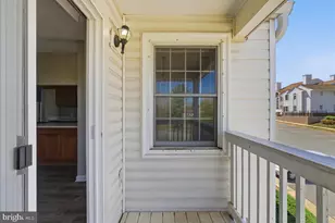 100 Westwick Ct, Sterling, VA 20165 - Photo 19