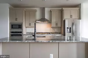 42970 Truman Ter, Ashburn, VA 20148 - Photo 5