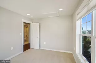 22413 Verde Gate Terrace, Brambleton, VA 20148 - Photo 19