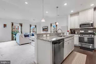 42237 Piebald Square, Aldie, VA 20105 - Photo 9