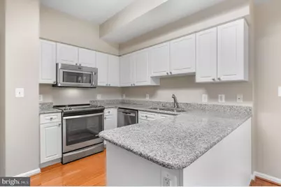 19355 Cypress Ridge Terrace #219, Leesburg, VA 20176 - Photo 17