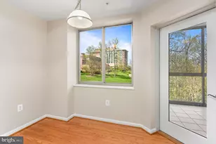 19355 Cypress Ridge Terrace, Leesburg, VA 20176 - Photo 21
