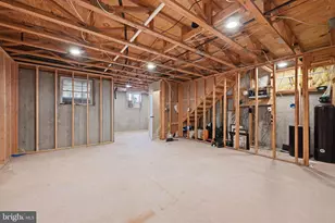 620 Howitzer Terrace NE, Leesburg, VA 20176 - Photo 35