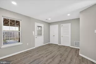 22989 Whitehall Terrace, Sterling, VA 20166 - Photo 7