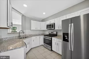 22989 Whitehall Terrace, Sterling, VA 20166 - Photo 17