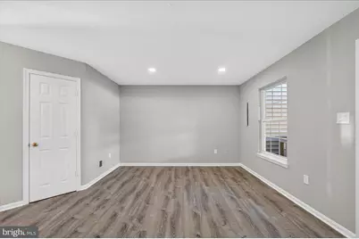 22989 Whitehall Terrace, Sterling, VA 20166 - Photo 9