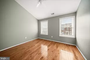 20624 Muddy Harbour Square, Sterling, VA 20165 - Photo 19