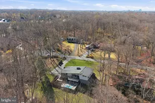 122 Lake Dr, Sterling, VA 20164 - Photo 61