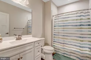 42558 Invergordon Ter, Sterling, VA 20166 - Photo 29