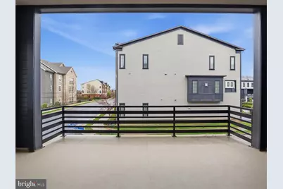 20305 Savin Hill Drive, Ashburn, VA 20147 - Photo 19