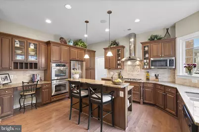 18344 Mid Ocean Place, Leesburg, VA 20176 - Photo 19