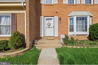 1042 Tottenham Court, Sterling, VA 20164 - Photo 5
