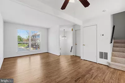 46695 Sandalwood Square, Sterling, VA 20164 - Photo 3