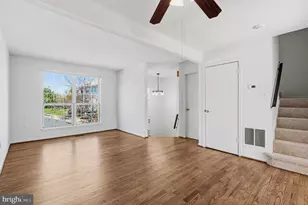 46695 Sandalwood Square, Sterling, VA 20164 - Photo 3