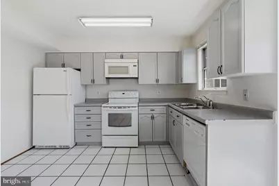 46695 Sandalwood Square, Sterling, VA 20164 - Photo 9