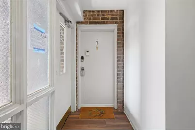 121 N Fillmore Avenue #1, Sterling, VA 20164 - Photo 5
