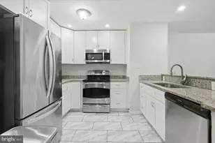 121 N Fillmore Ave, Sterling, VA 20164 - Photo 25
